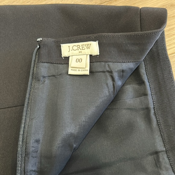 J Crew Mini Skirt. Size 00. Black. - Picture 4 of 7